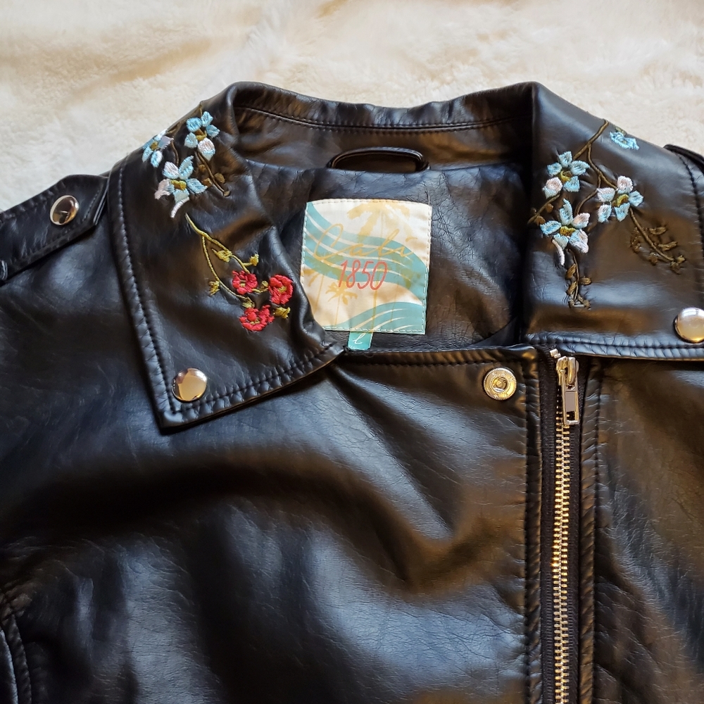 Embroidered Black Leather Jacket - Picture 3 of 8